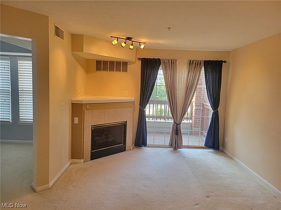 2nd image of 23003 Chandlers Ln APT 221