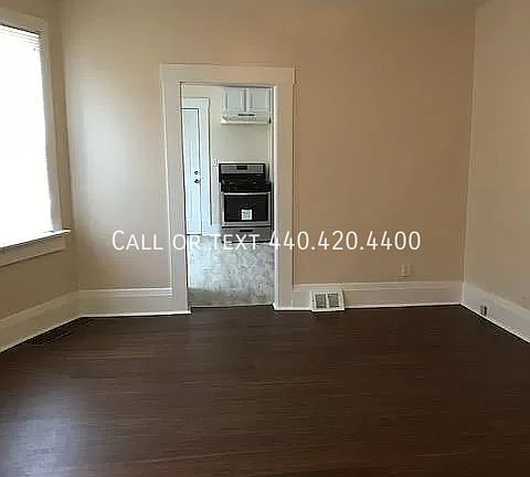4th image of 6010 Wakefield Ave Unit 1-U