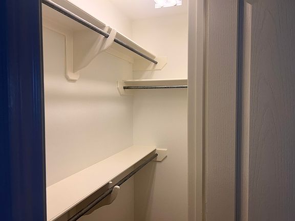 2nd image of 415 Goldeneye Ct