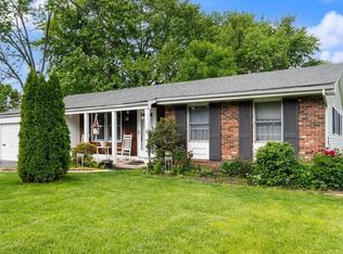 6401 Peardale Rd E, Columbus, OH 43229
