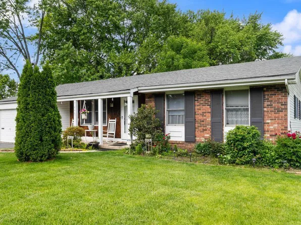6401 Peardale Rd E, Columbus, OH 43229