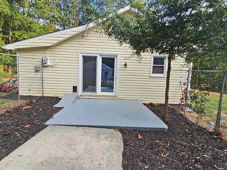 471 Perkins Cir — Photo 13