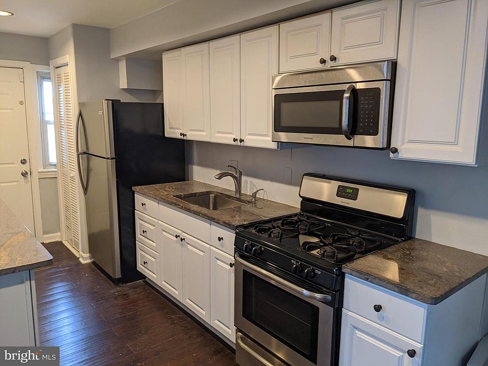 2nd image of 4414 Foote St NE