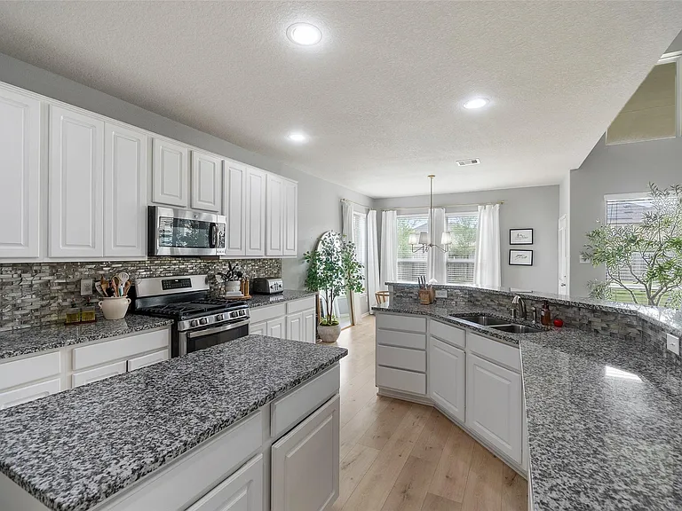 4142 Soaring Elm St — Photo 5