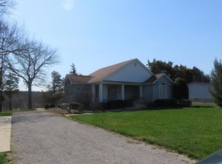 244 S Riverwood Rd, Bronston, KY 42518