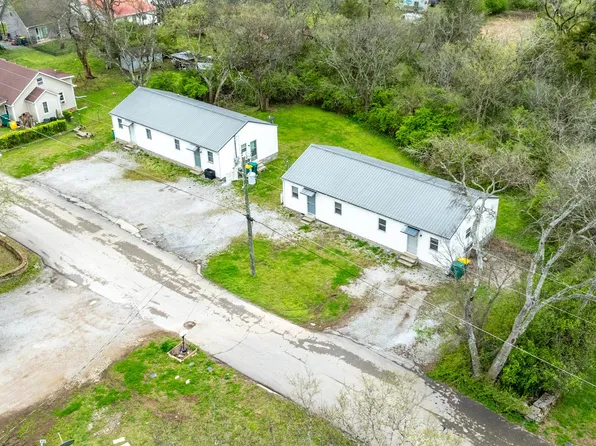 724 Woodlawn Ave, Lewisburg, TN 37091