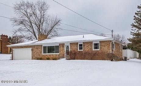 1st image of 228 Beaumont Dr