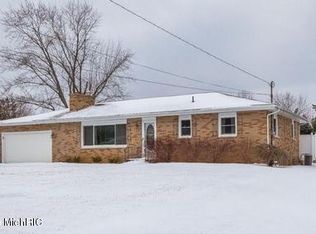 228 Beaumont Dr, Battle Creek, MI 49014