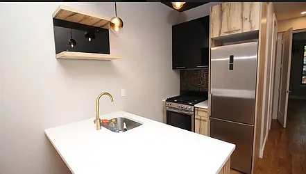 Rented by Space Link Realty