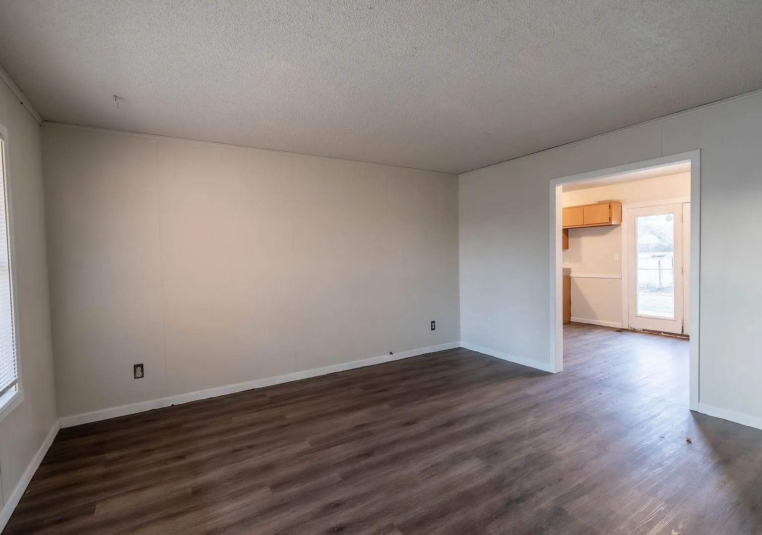 3 Bed | 1.5 Bath in East Tulsa! — Photo 3