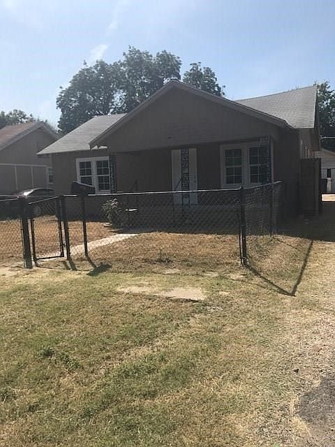 1st image of 504 SE 17th St