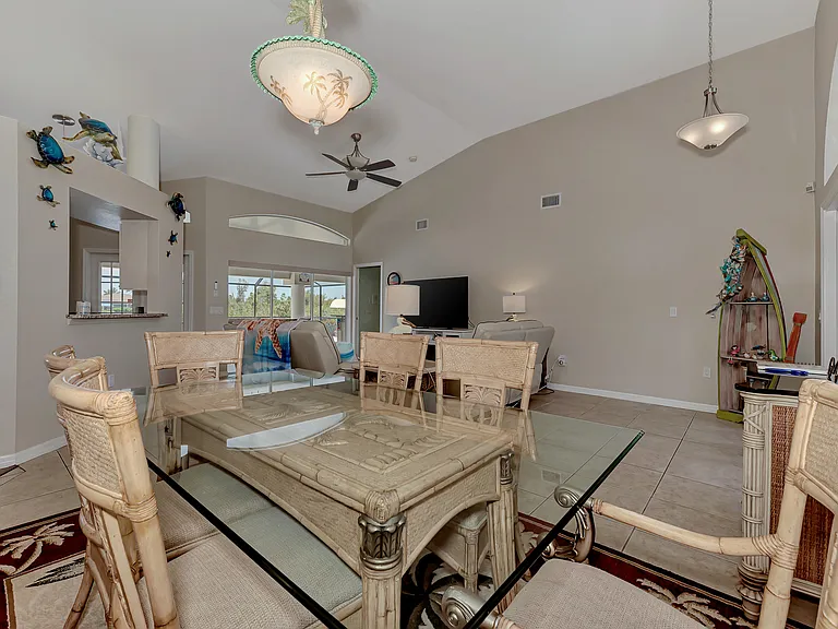9492 Migue Cir — Photo 6