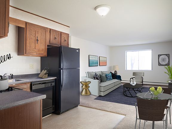 Kitchen / Living Room