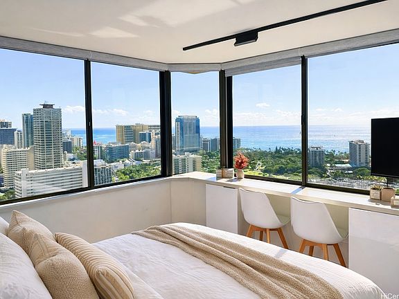 4th image of 444 Niu St APT 3303