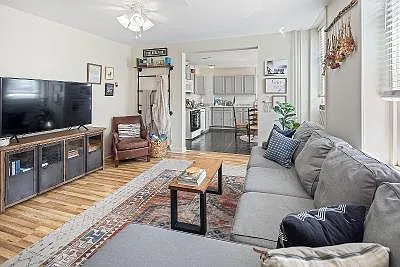 133 Green Ln #2 — Photo 4
