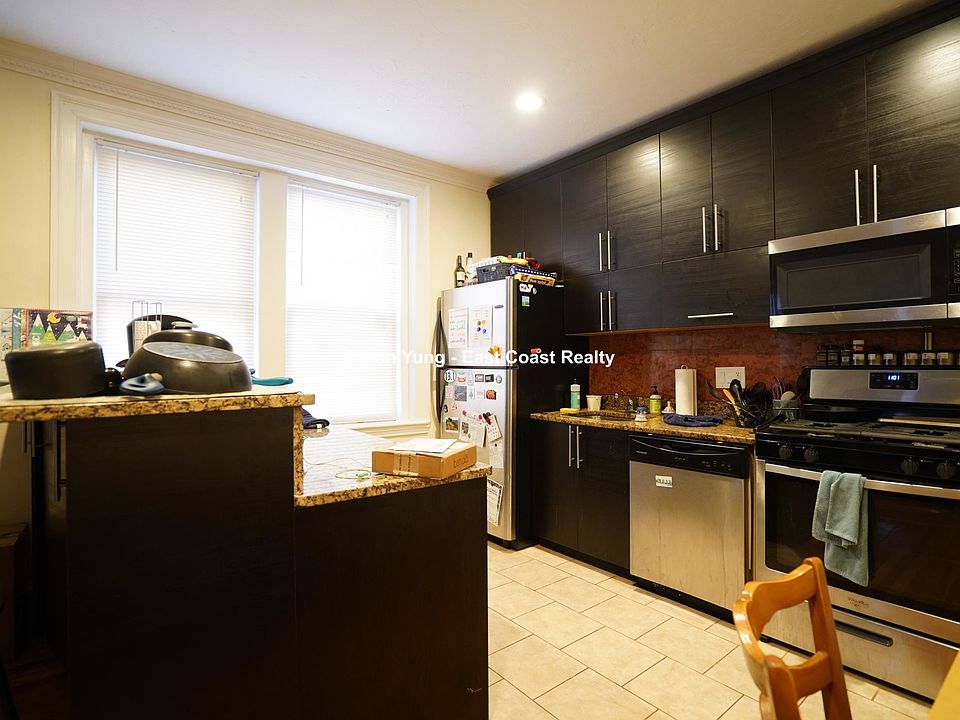 1st image of 73 Thatcher St #1101