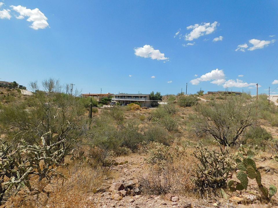 2nd image of 933 N Isabella St Lot 235