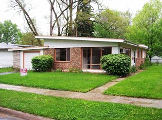 425 Tomahawk St, Park Forest, IL 60466