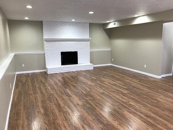 2nd image of 2706 Mifflin Ave