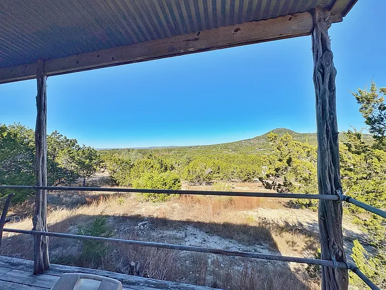 303 Frontier Ln — Photo 8