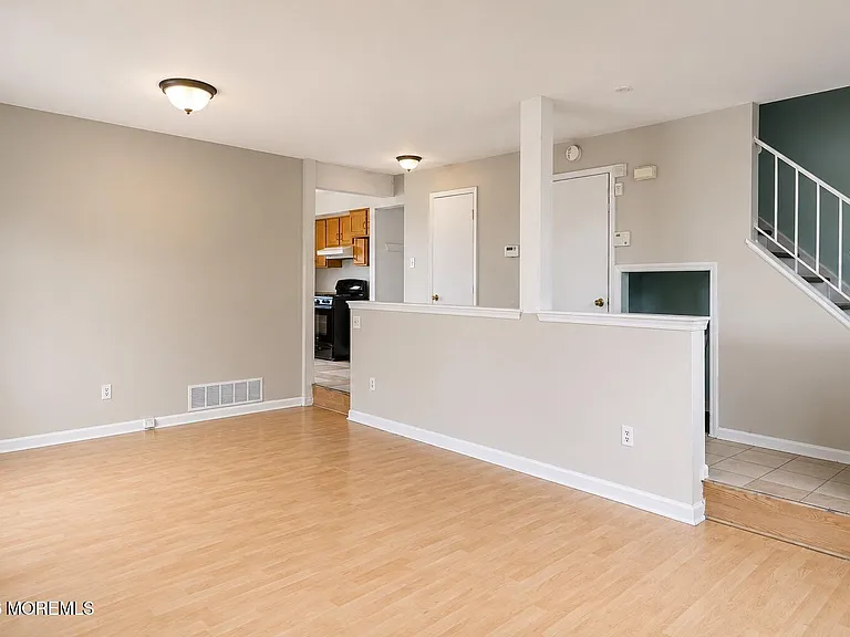 610A N Victoria Ave #1 — Photo 7