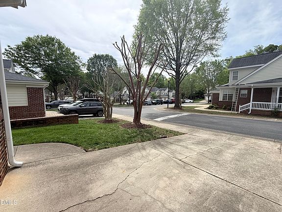 4th image of 7732 Astoria Pl