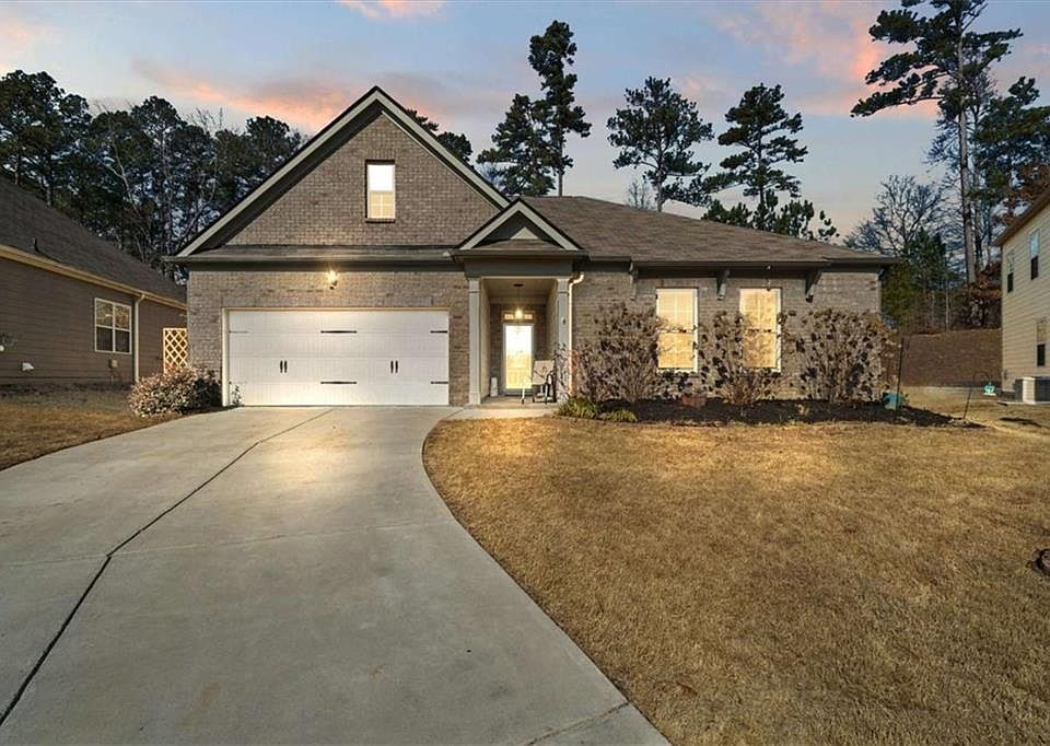 1st image of 2028 Creekhead Dr
