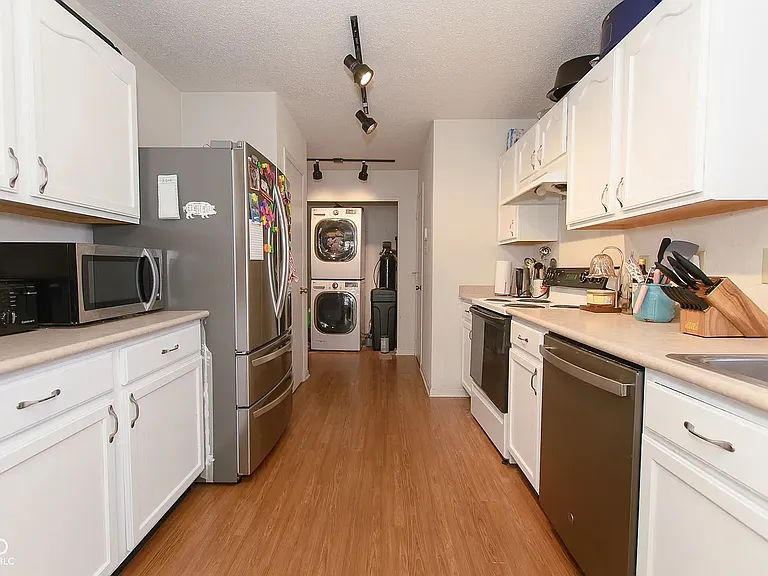 89 Winterwood Dr — Photo 4