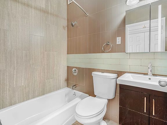 5th image of 747 10th Ave APT 12H
