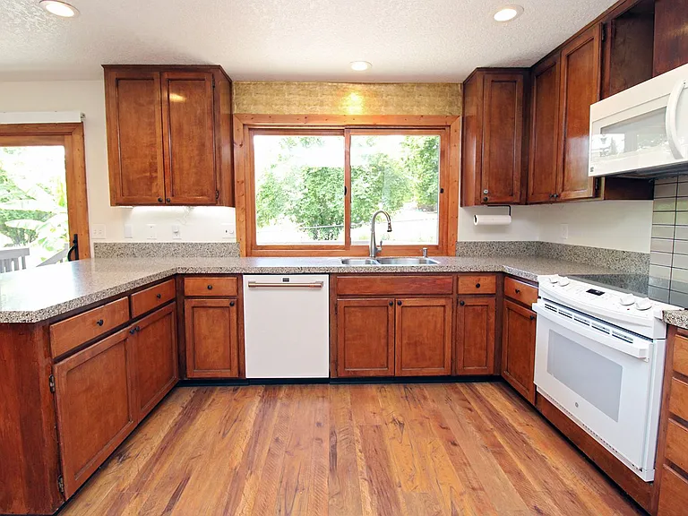 12047 SE 115th Ave — Photo 11