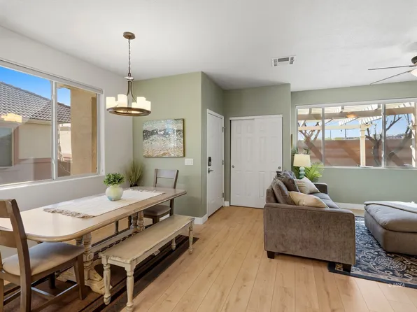 123 Desert Willow Ln Unit C, Mesquite, NV 89027