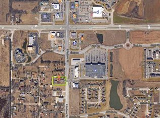 611 S Andover Rd, Andover, KS 67002