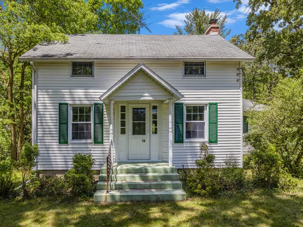 15 Morgan Rd E, Battle Creek, MI 49017