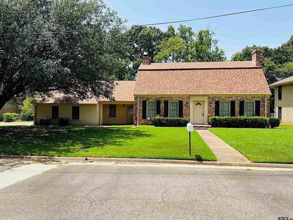 1st image of 804 Circle Dr