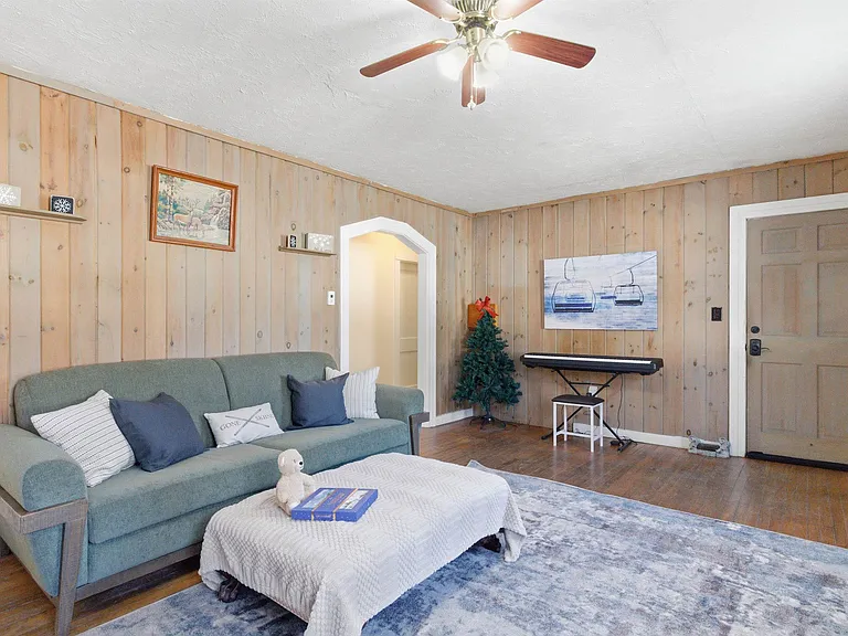 51 Pollard Rd — Photo 11