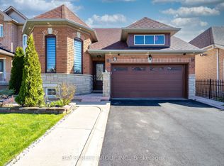 7 Orchid Dr, Brampton, ON L7A1M4