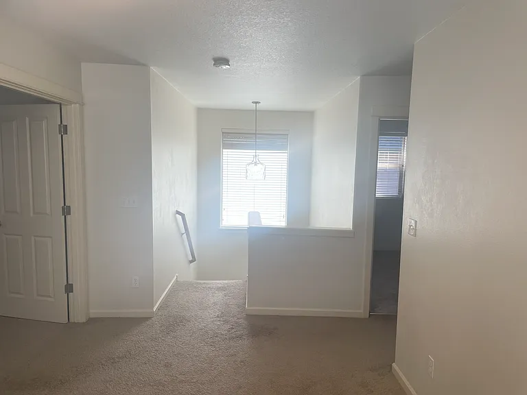 880 SW Mozart Ter — Photo 21