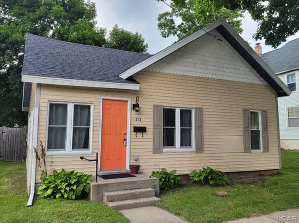 212 S Church St, Hudson, MI 49247