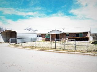 180098 Larue Dr, Comanche, OK 73529