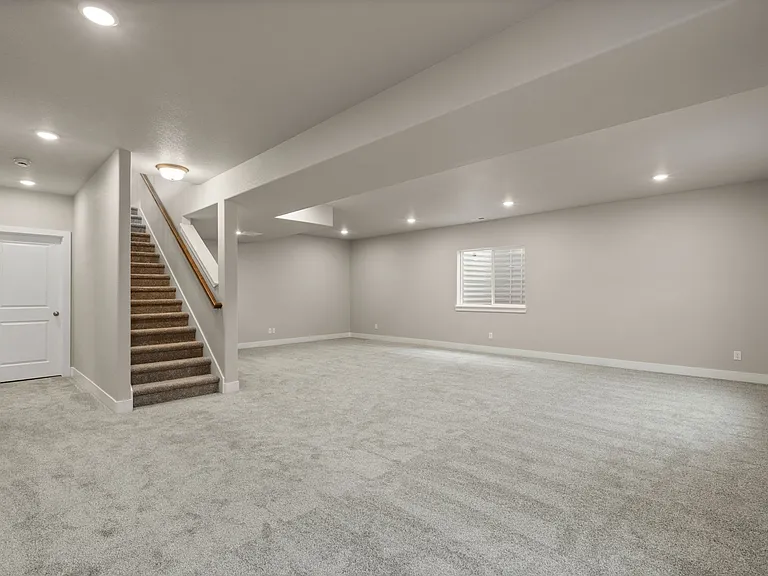 16353 Cattle Creek Ct — Photo 26