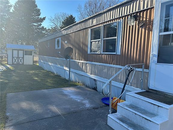 3rd image of 2532 Sherwood Dr