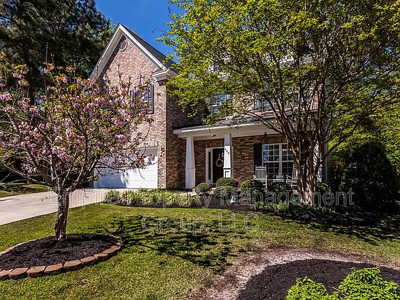 2nd image of 202 Castlebury Dr