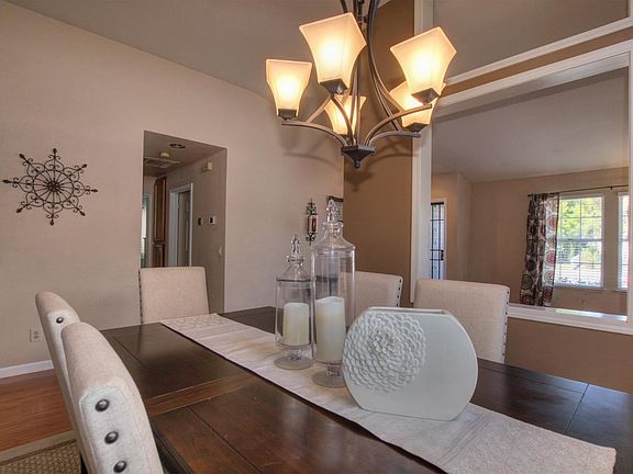 4th image of 1134 Main Sail Cir