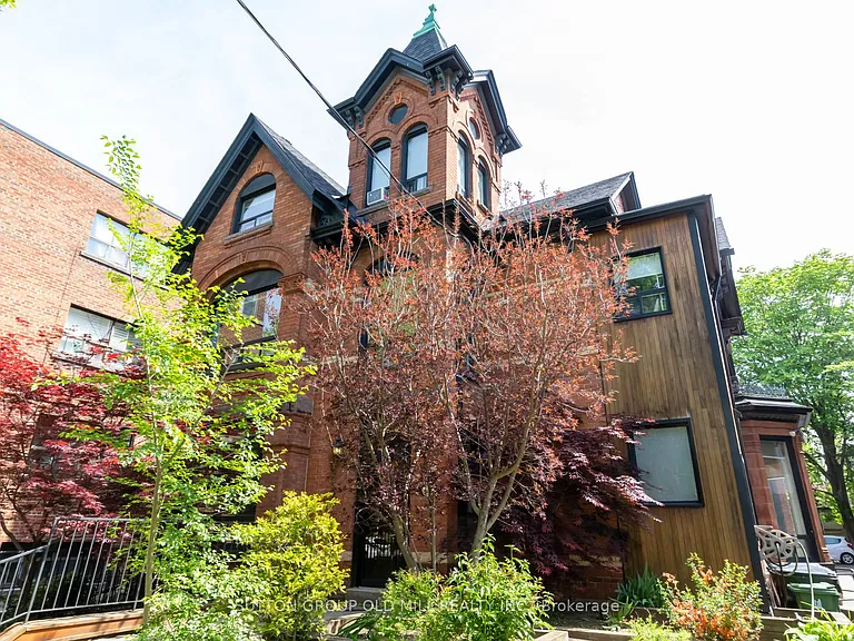 133 Dunn Ave #202 — Photo 2
