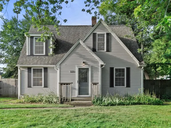 W1371 Fairview ROAD, Genoa City, WI 53128