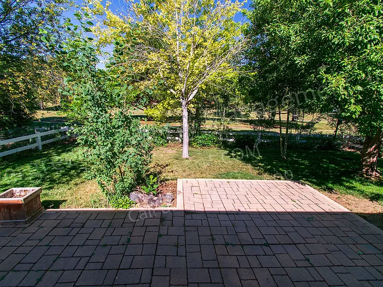 2302 Turquoise St — Photo 2