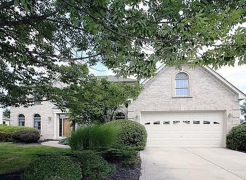 2nd image of 2919 Sandhurst Dr