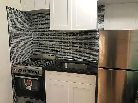 Rented by Bruma Realty LLC | media 6