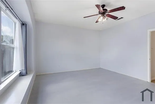 933 Bens Dr — Photo 18