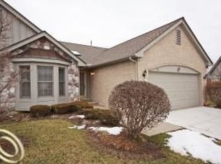 7551 Green Meadow Ln #112, Canton, MI